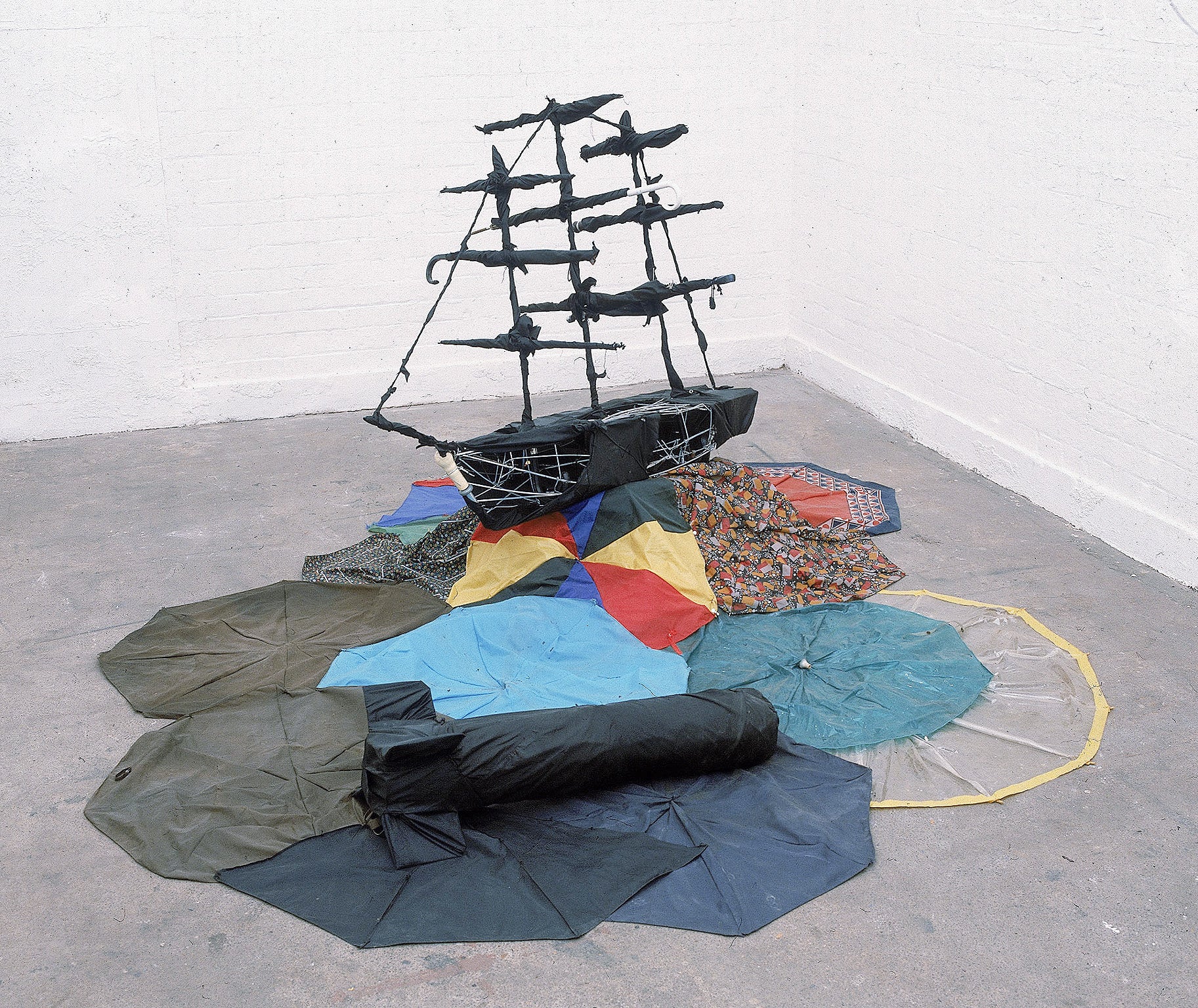 Ship of Fools, Colour of Night